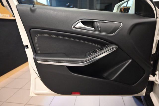 MERCEDES-BENZ GLA 200 CDI AUTO F1 SPORT 136CV NAVI CAM XENO PDC 18"FULL!