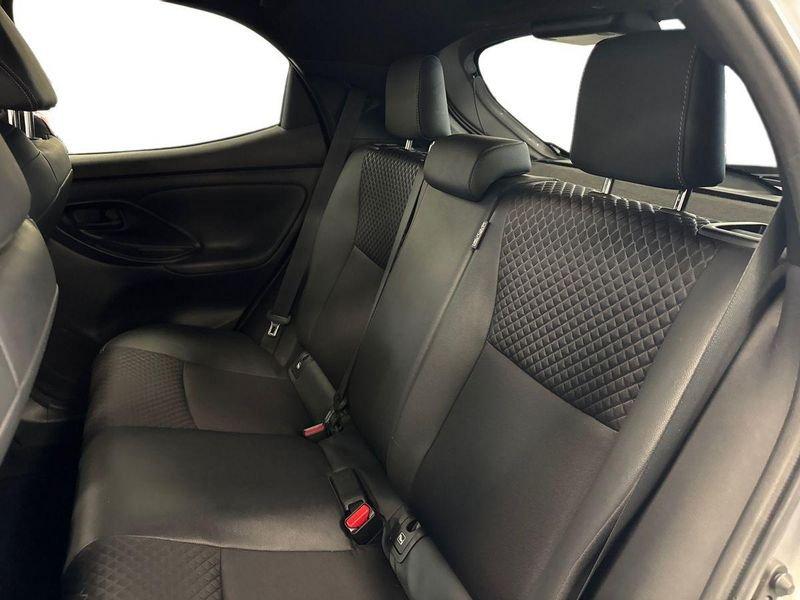 Toyota Yaris Hybrid Lounge MY22