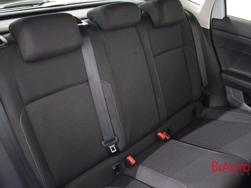 Volkswagen Polo Polo 5p 1.0 evo Sport R-Line 80cv