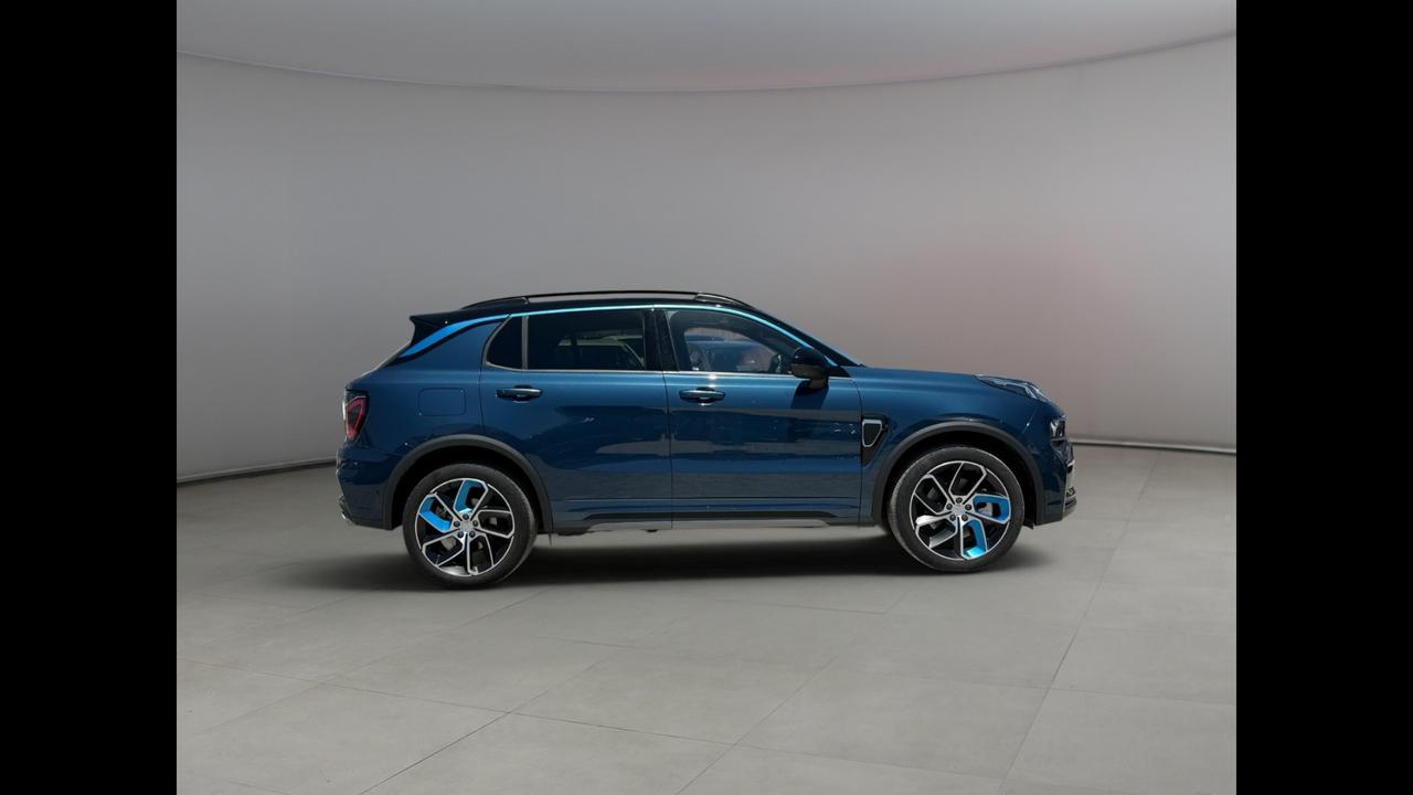 Lynk & Co 01 - 01 1.5 td phev auto