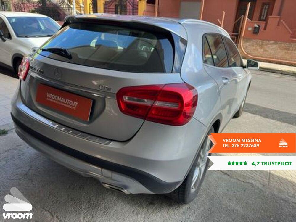 MERCEDES GLA (X156) GLA 200 CDI Automatic Sport