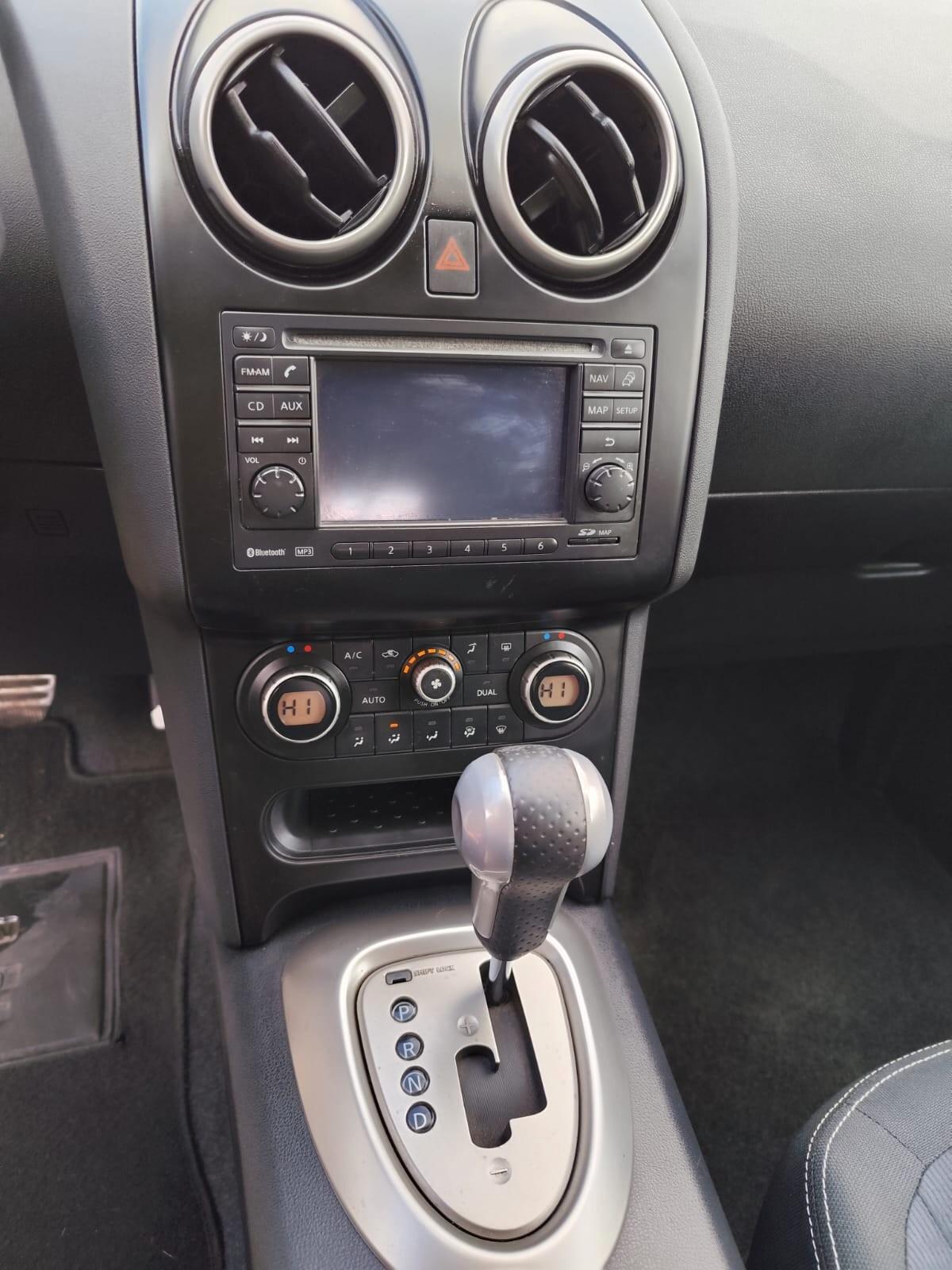 Nissan Qashqai 2.0 dCi DPF Tekna