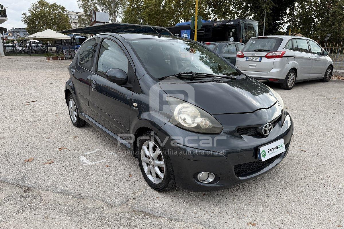 TOYOTA Aygo 1.0 12V VVT-i 5 porte Sol