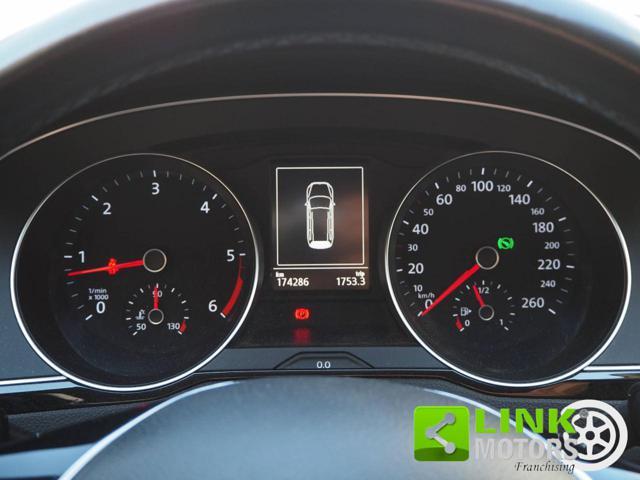 VOLKSWAGEN Passat Variant 2.0 TDI DSG Executive BlueMotion Tech.