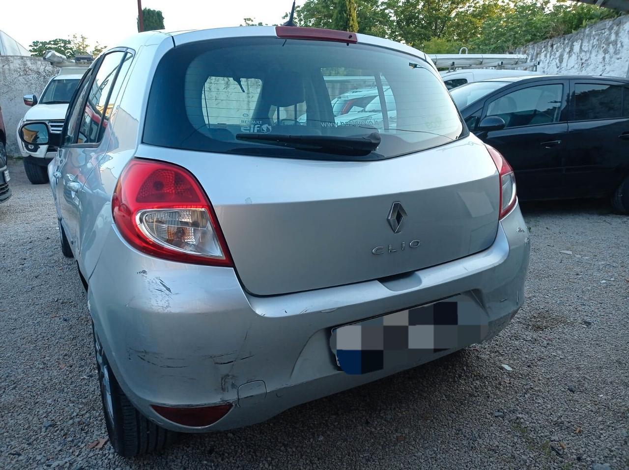 Renault Clio 1.2 16V 5 porte Live! -2011