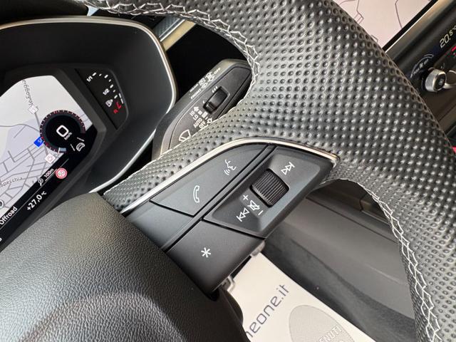 AUDI Q3 SPB SPORTBACK 40TDI S tronic S line Identity Black