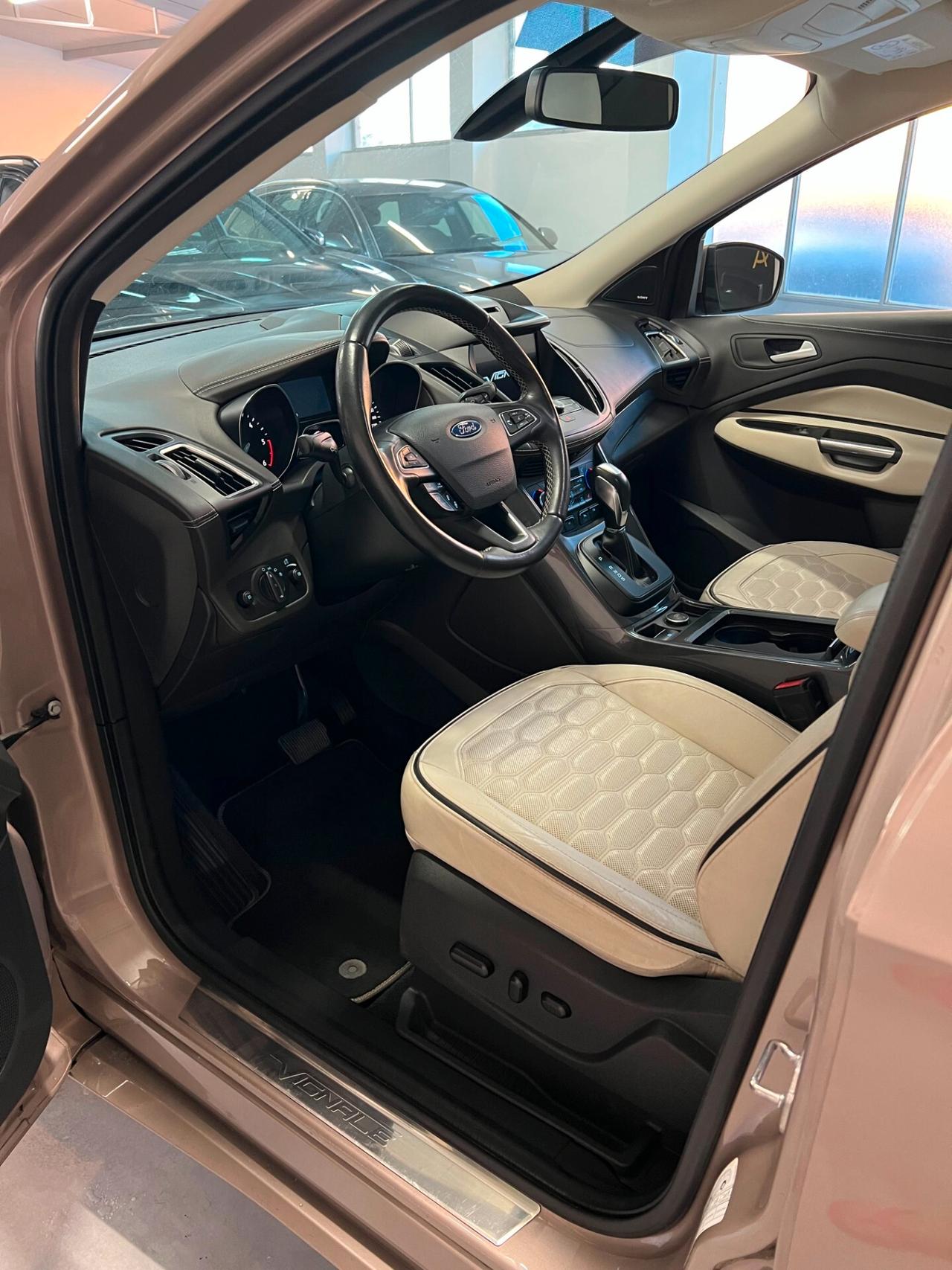 Ford Kuga 2.0 TDCI 150 CV S&S 4WD Powershift Vignale