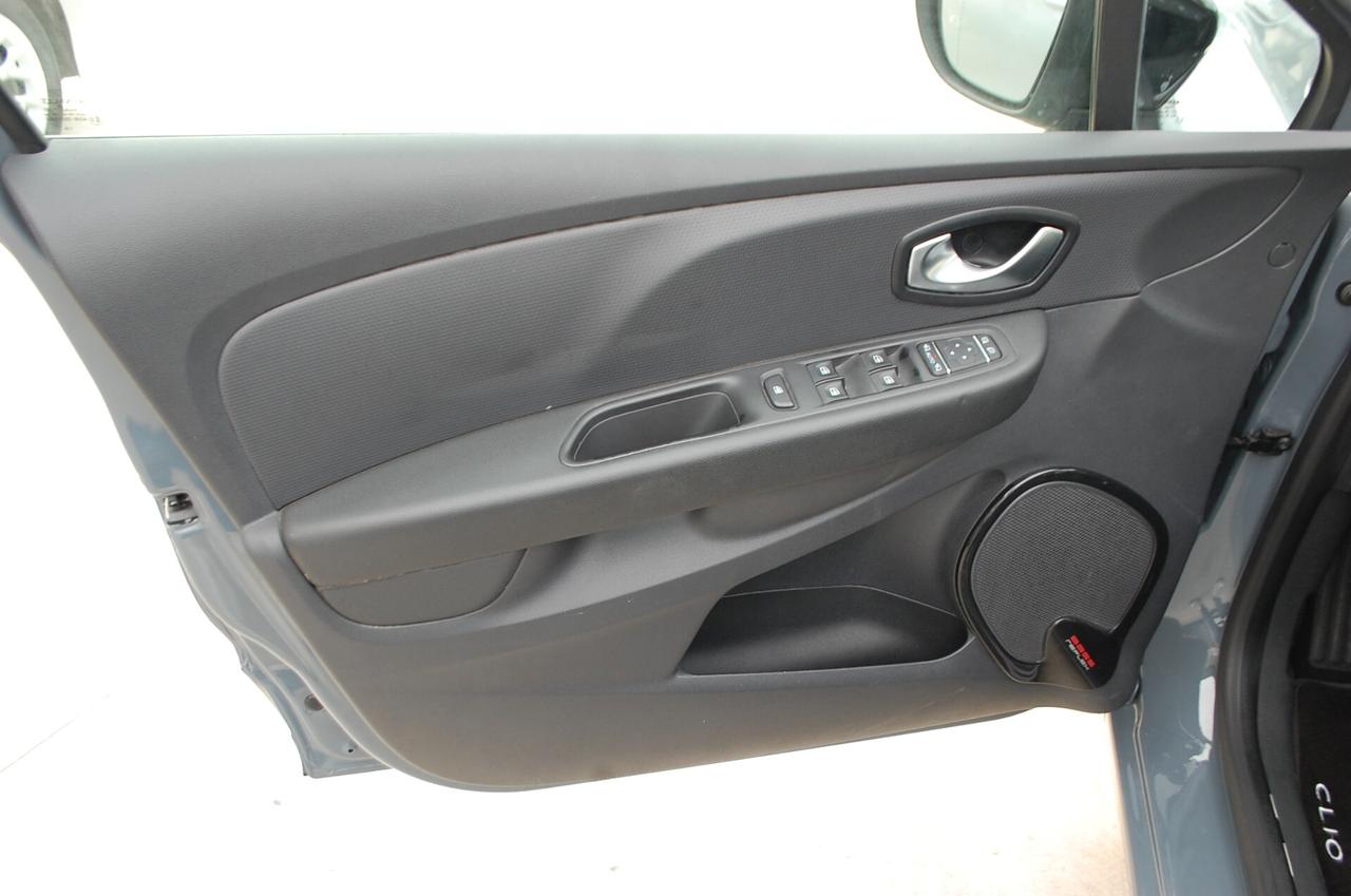 Renault Clio 1.5 dci Moschino Intens 75CV Uff Italy Pelle Navi