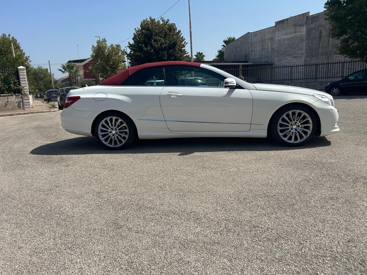 Mercedes-benz E 220 BlueTEC Cabrio Executive
