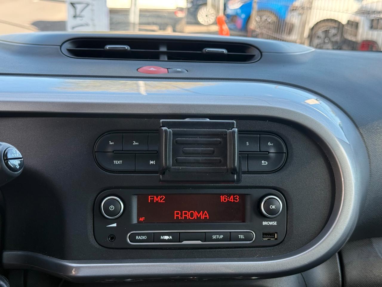 Renault Twingo SCe Intens Limited