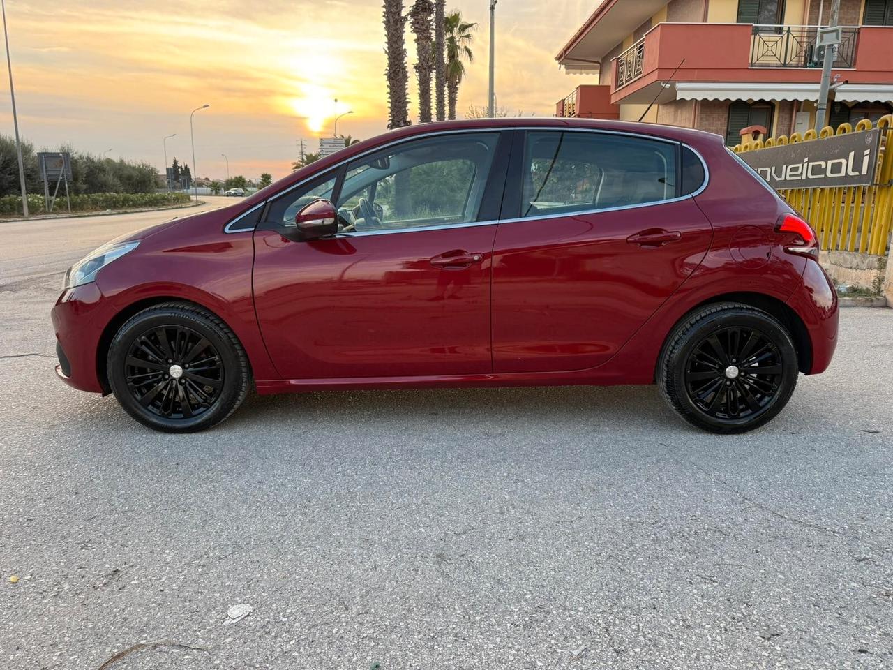Peugeot 208 Hdi - 75 cv Full Optional