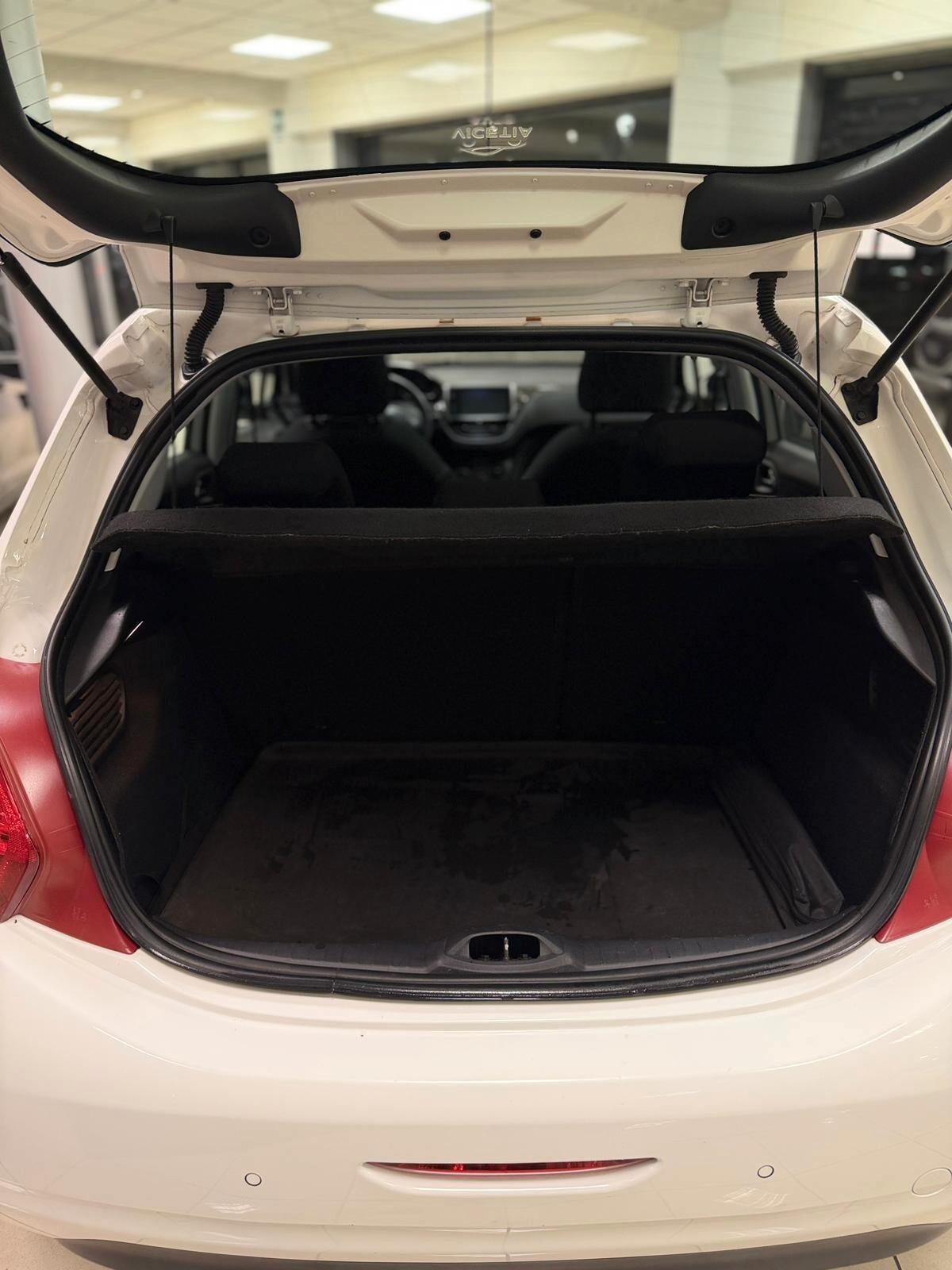 Peugeot 208 1.6 VTi 120 CV 5 porte Allure