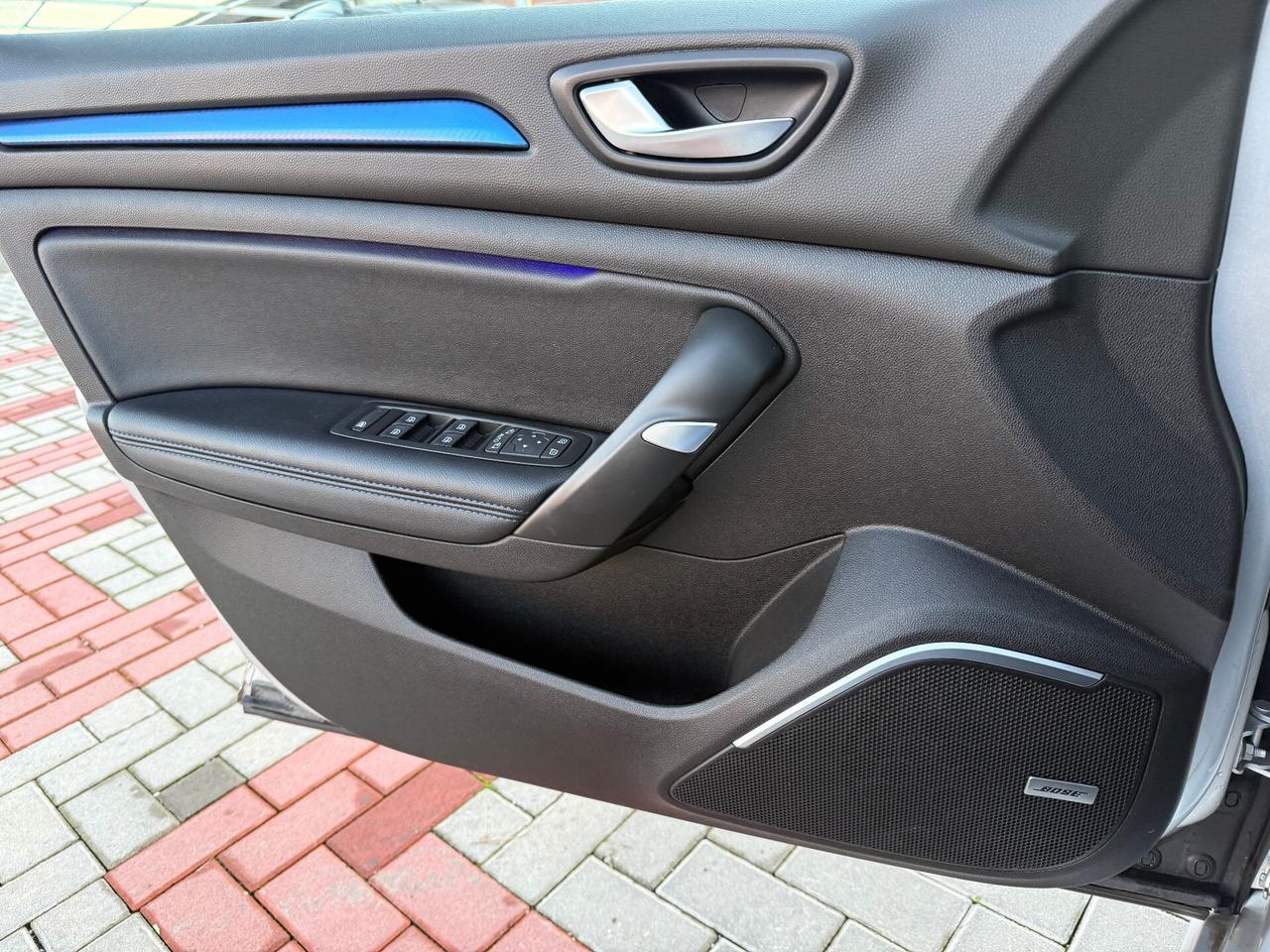 Renault Mégane TCe 205 CV EDC GT 4Control