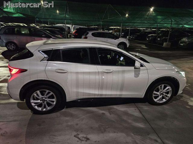 INFINITI Q30 1.5d Premium 109cv - KM CERTIFICATI - FL553AM