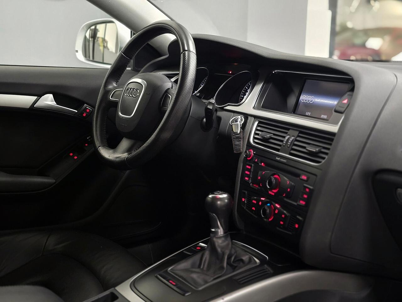 Audi A5 2.0 TFSI 180 CV Ambition