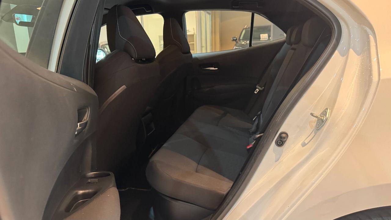 TOYOTA COROLLA 1.8 HYBRID E-CVT - 2021