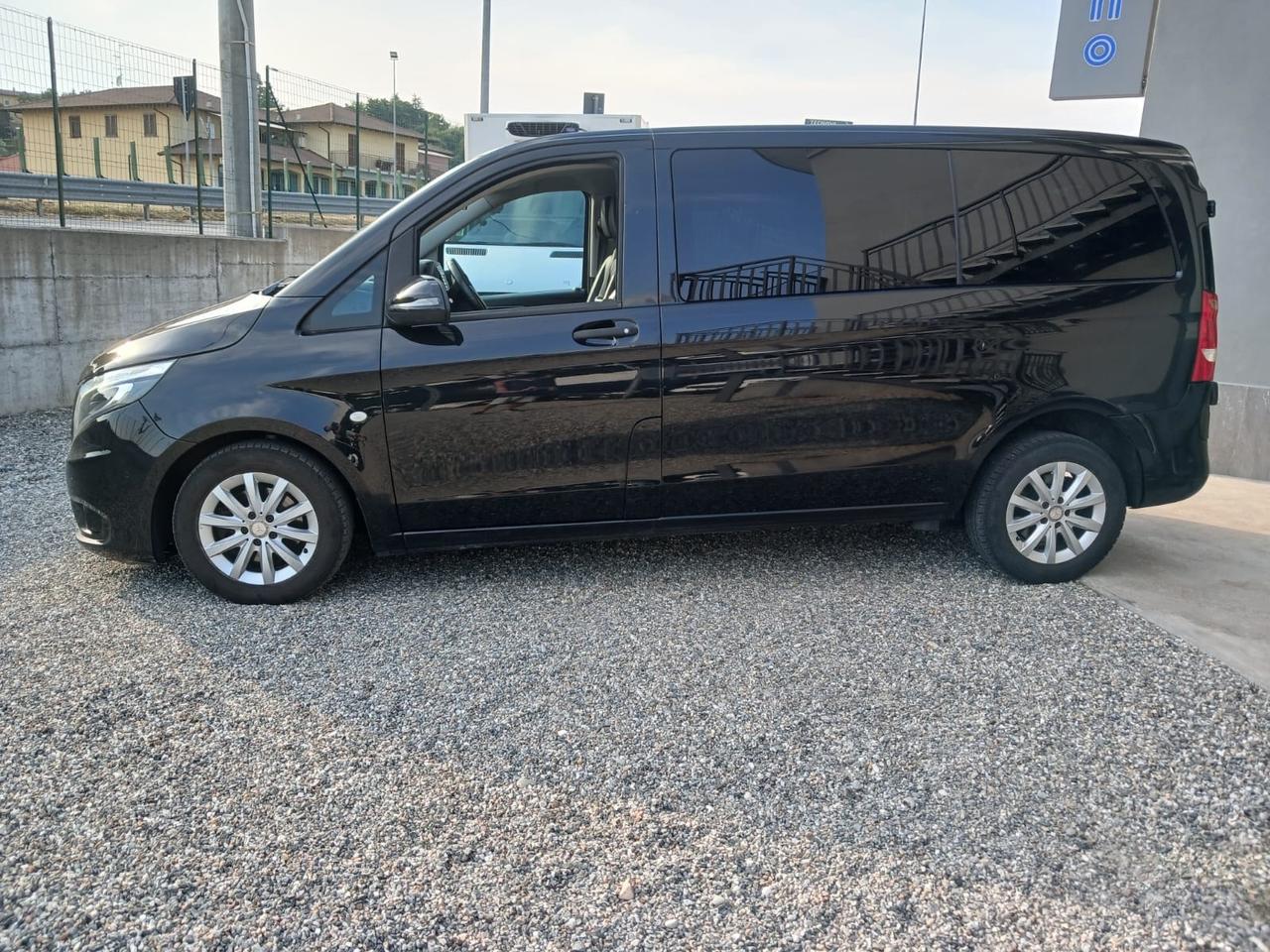 Mercedes-benz Vito 1.6 111 CDI PC Mixto Compact 6 POSTI