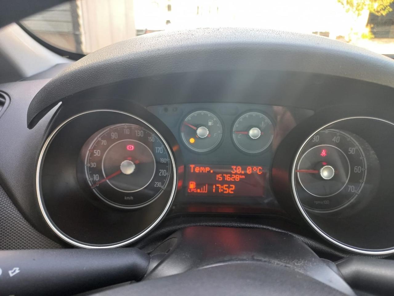 Fiat Punto 1.4 8V 5 porte Easypower Street
