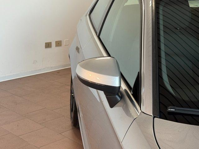 AUDI A3 1.6 TDI 116 CV S tronic Sport OK Neopat.