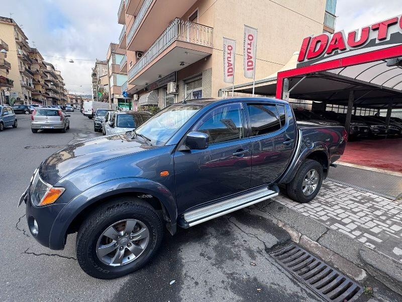 Mitsubishi L200 2.5 DI-D/136CV Double Cab Invite