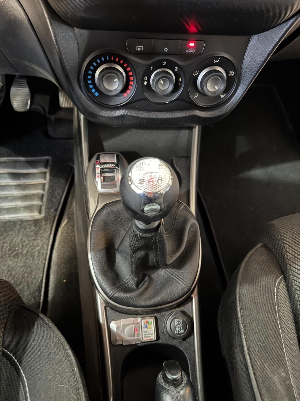 Alfa Romeo MiTo 1.4 T 120 CV GPL Distinctive Sport