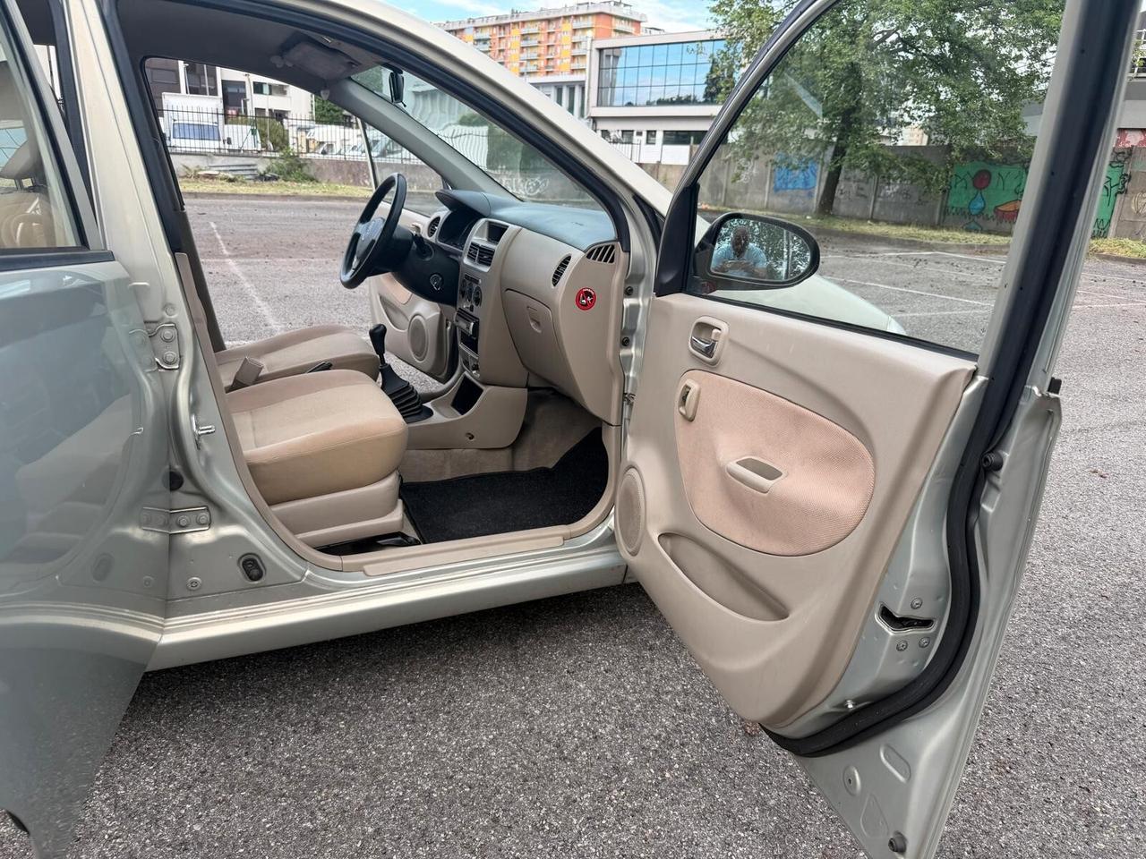 Daihatsu Cuore 1.0 12V 5 porte SX
