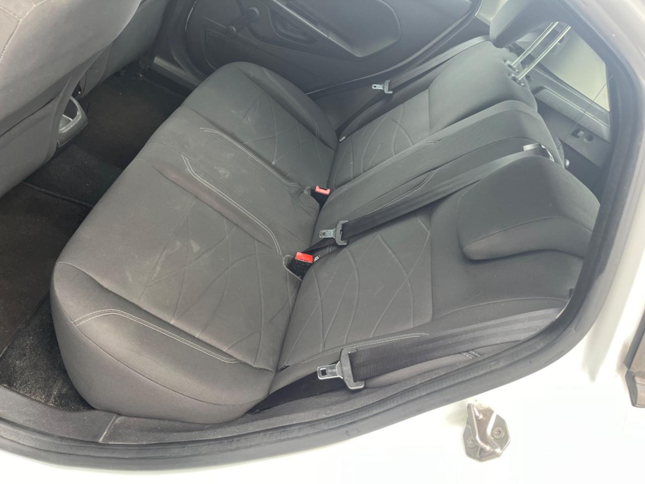 Ford Fiesta 1.5 TDCi 75CV 5 porte Titanium