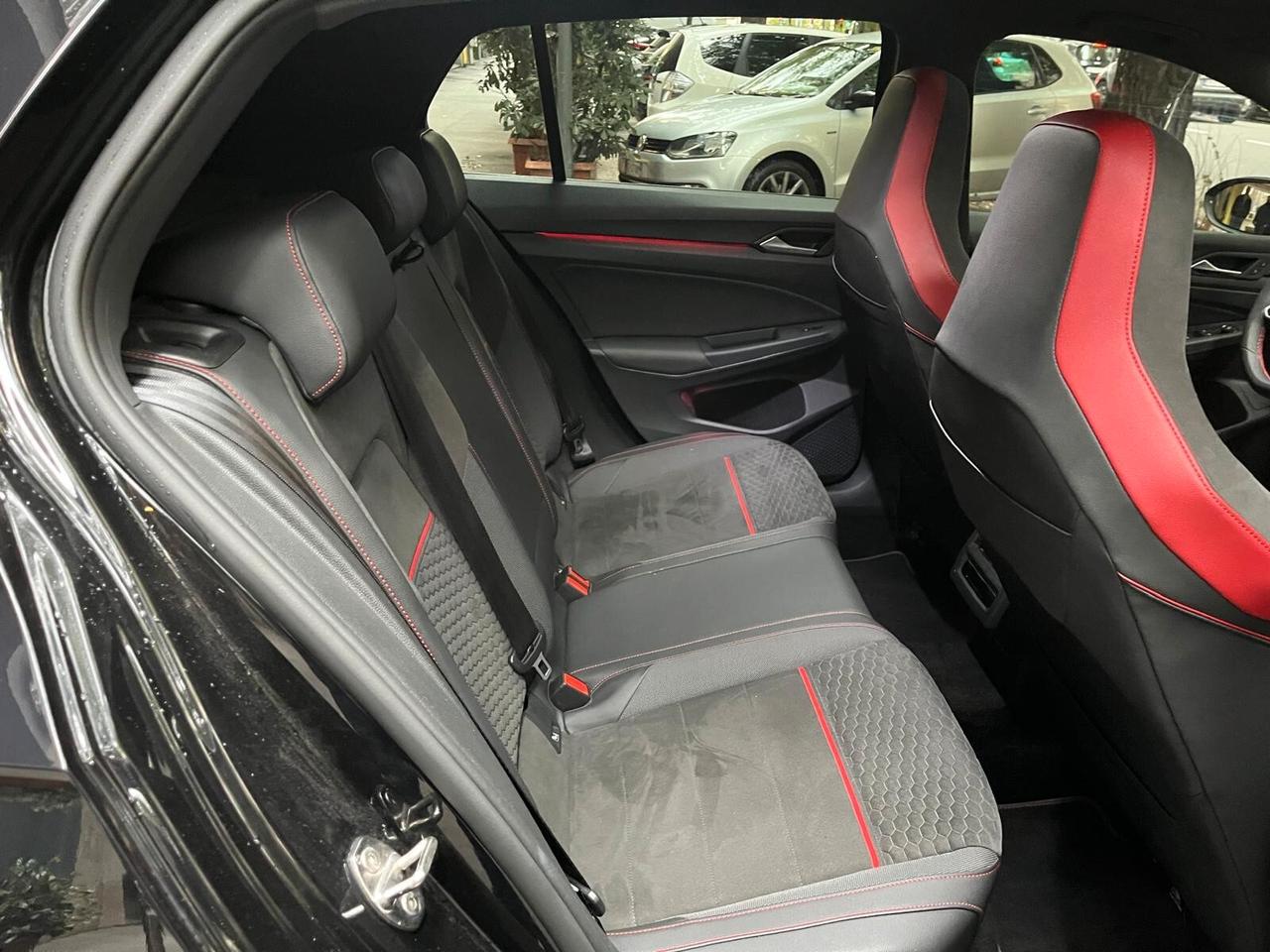 Volkswagen Golf GTI 2.0 TSI CLUB SPORT 45