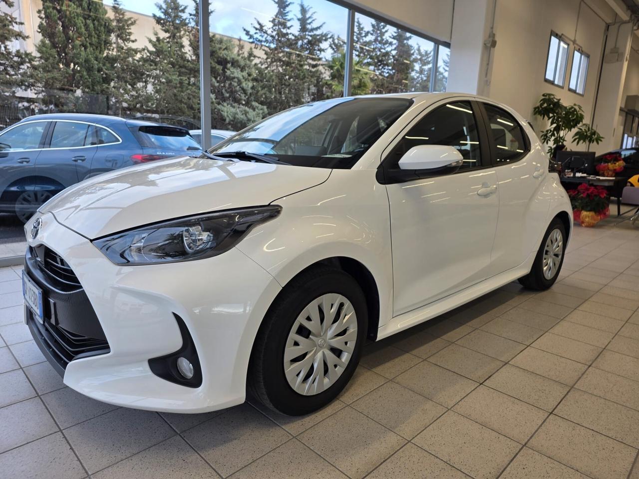 Toyota Yaris 1.5 Hybrid 5 porte Business