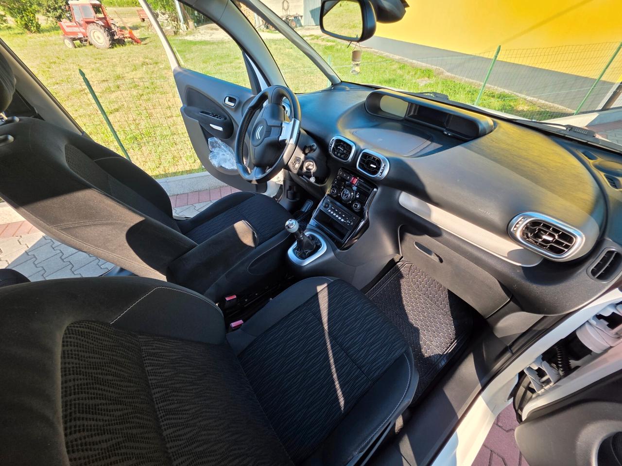 Citroen C3Picasso 1.6D 90 Exclusive garantita 12M