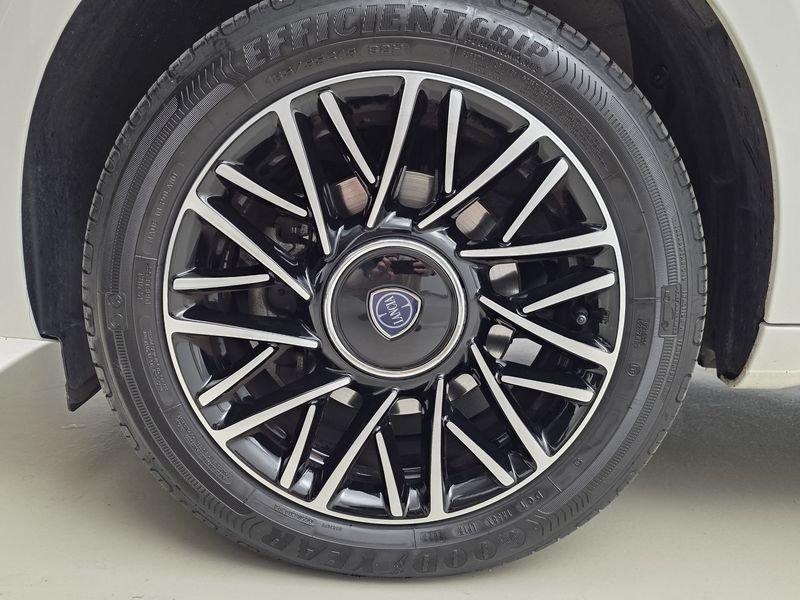 Lancia Ypsilon Ypsilon 1.0 firefly hybrid Alberta Ferretti s&s 70cv