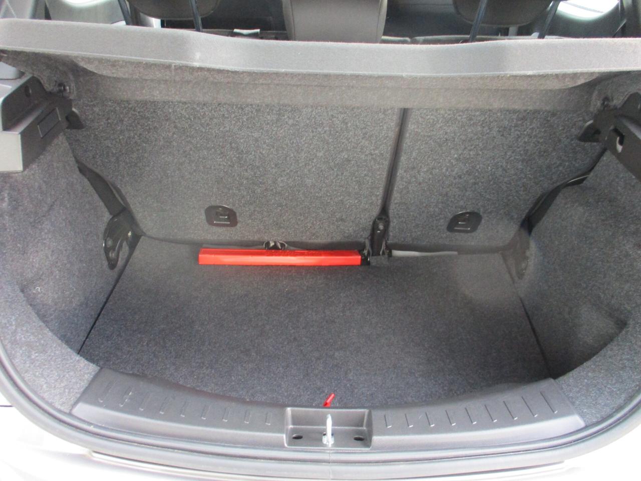 Lancia Ypsilon 1.0 FireFly 5 porte S&S Hybrid Platino