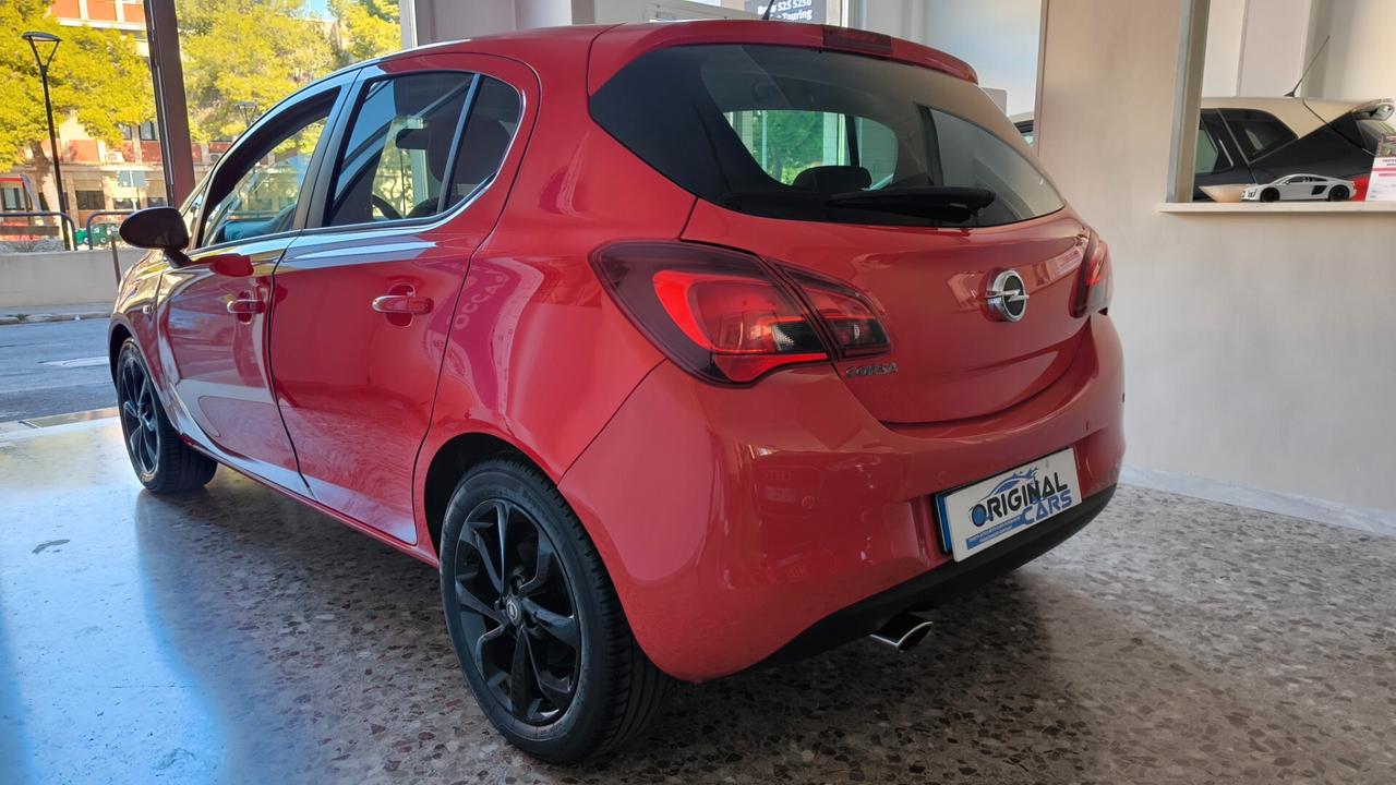 Opel Corsa 1.2 5 porte b-Color