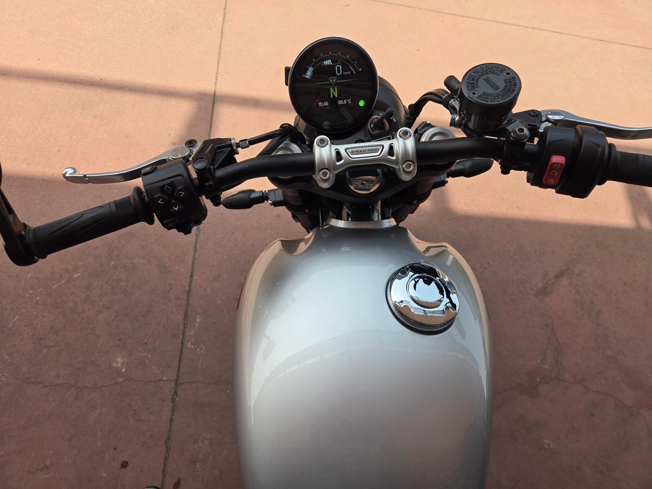 Triumph Speed Twin 900