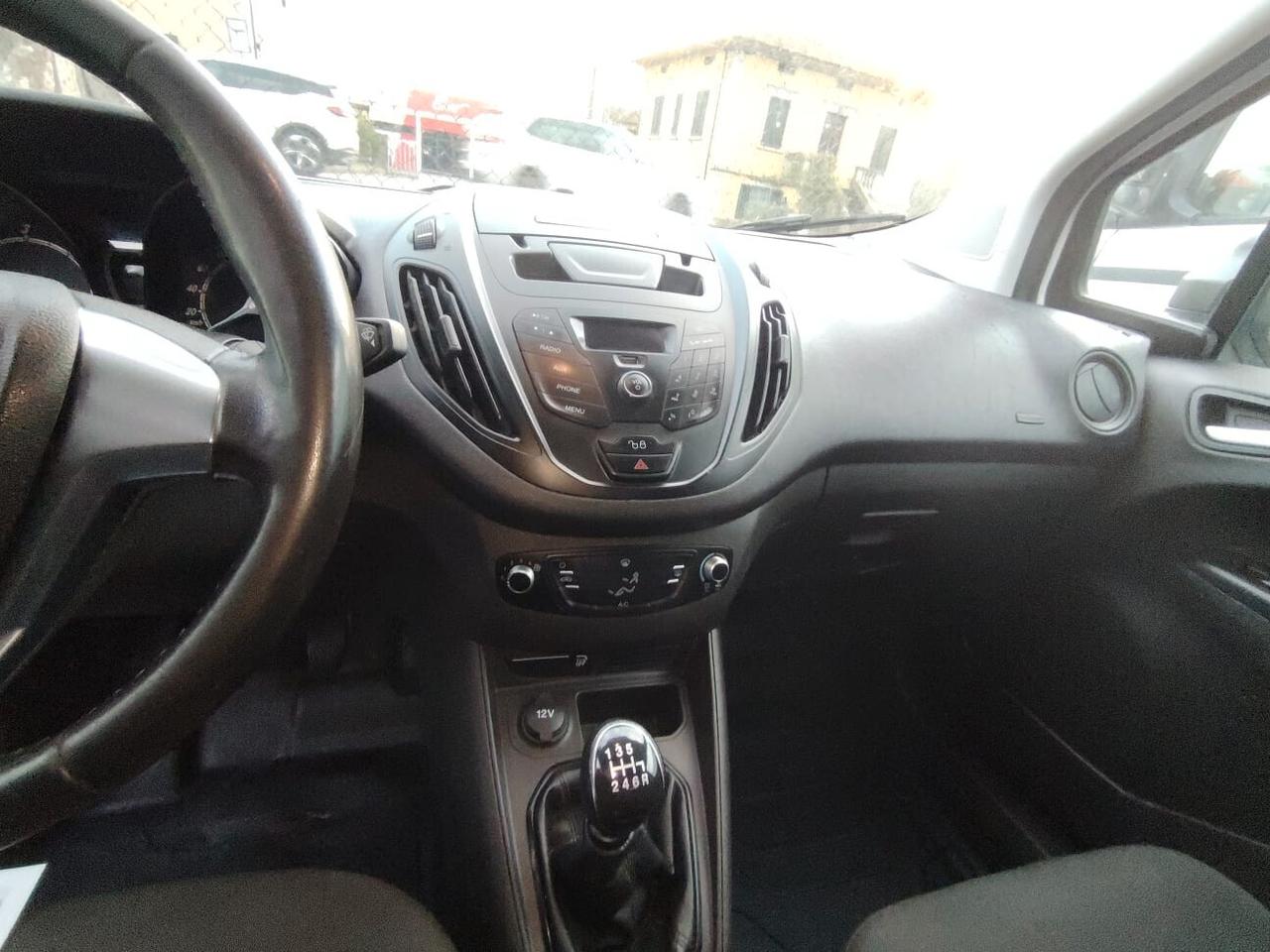 Ford Tourneo Courier 1.5 TDCI 75 CV Plus