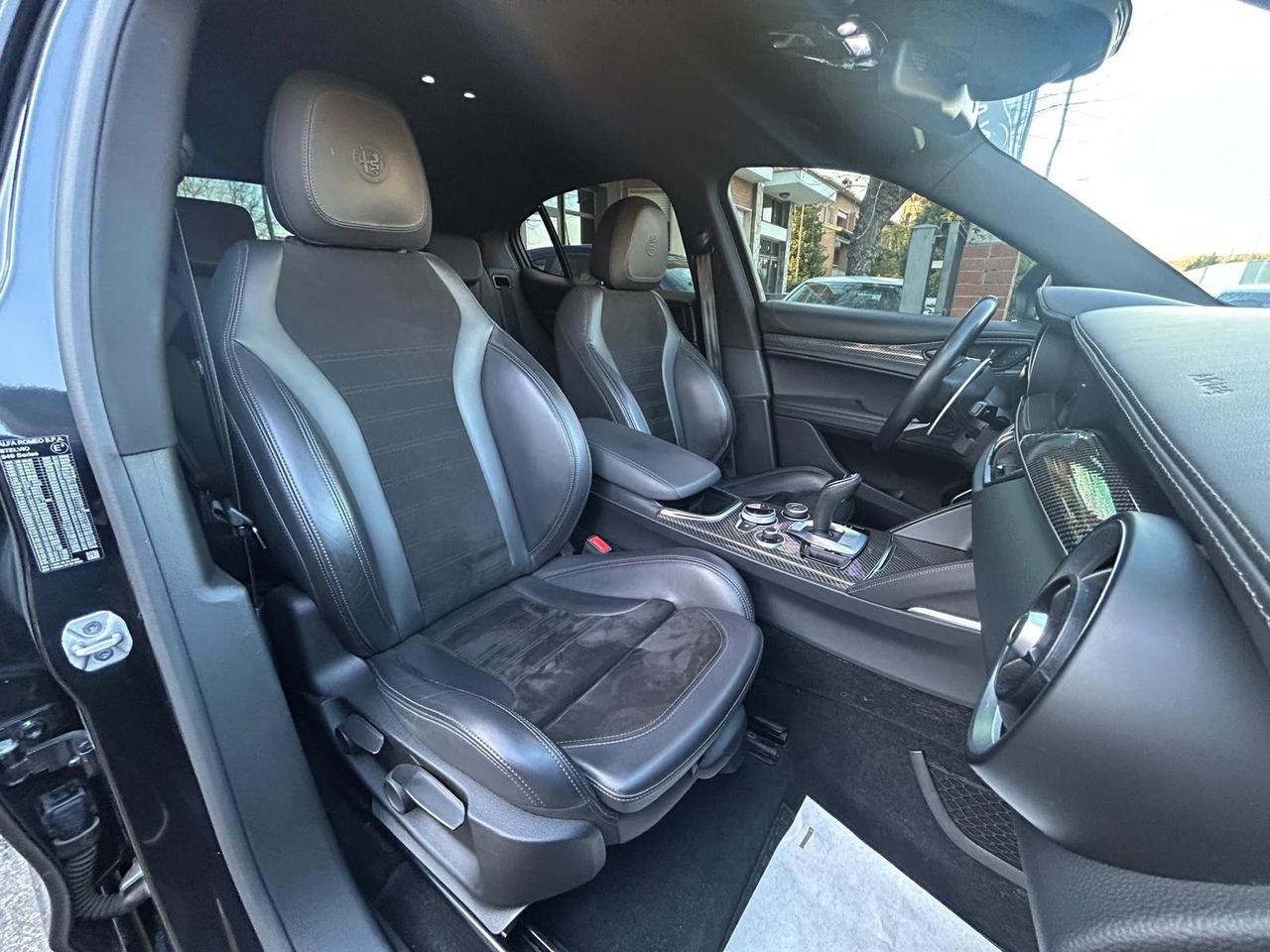 Alfa Romeo Stelvio 2.9 Bi-Turbo V6 510 CV AT8 Quadrifoglio