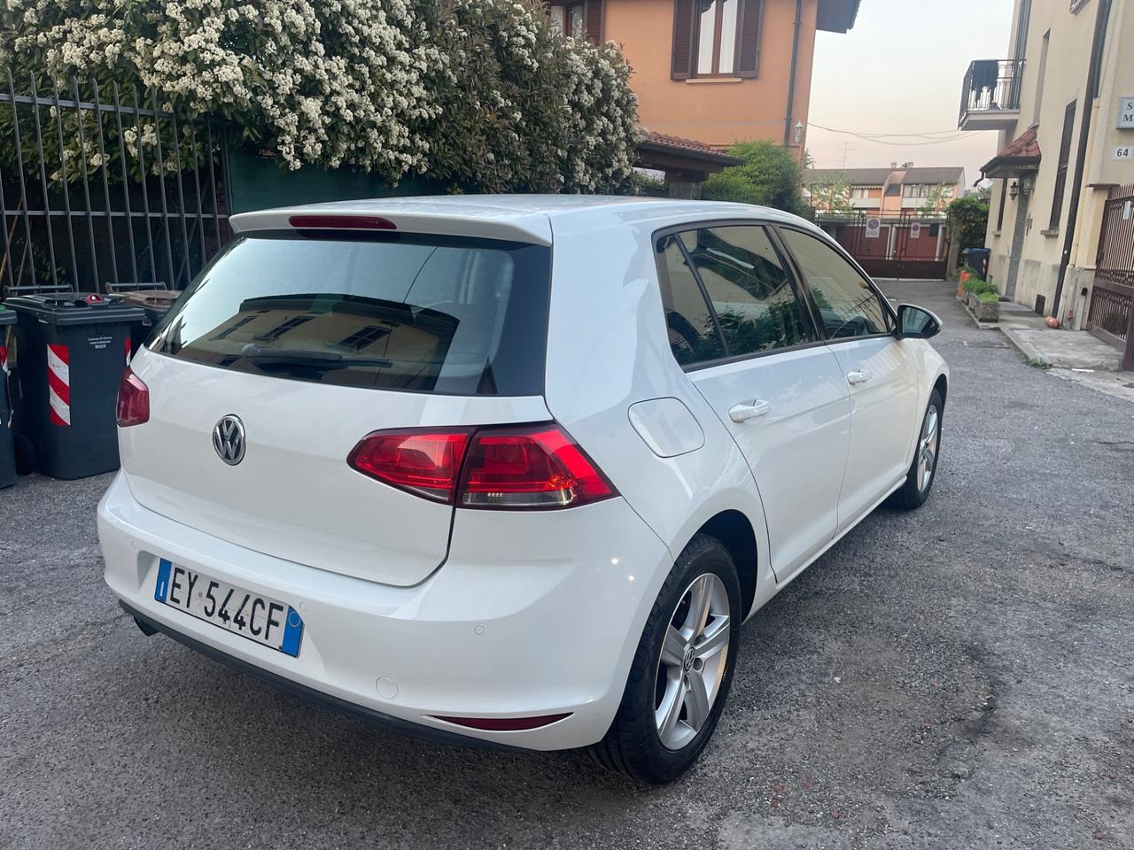 Volkswagen Golf 1.6 TDI 5p. Highline BlueMotion Technology