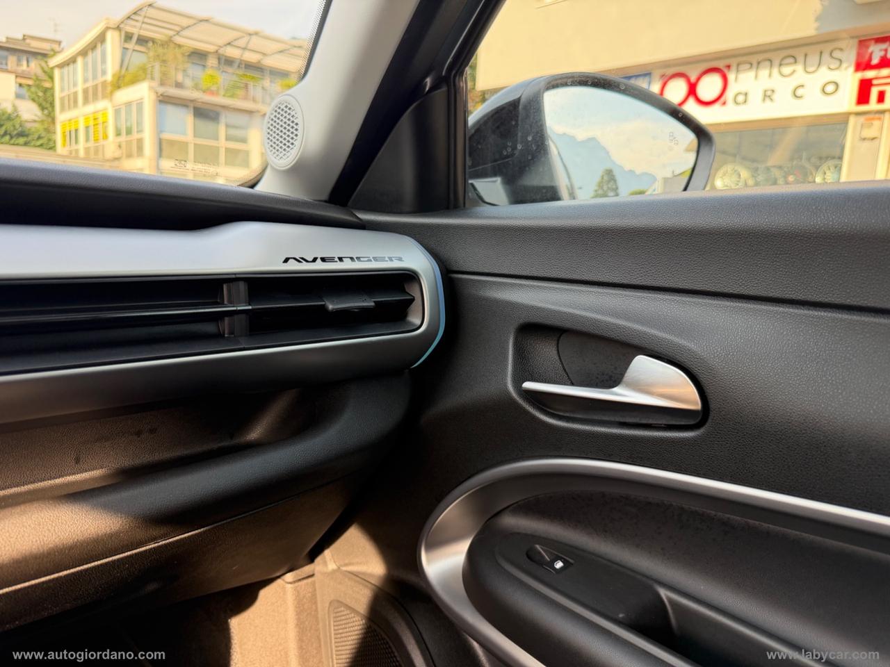 JEEP Avenger BEV Summit 420 156 CV CERCHI IN LEGA DA 18