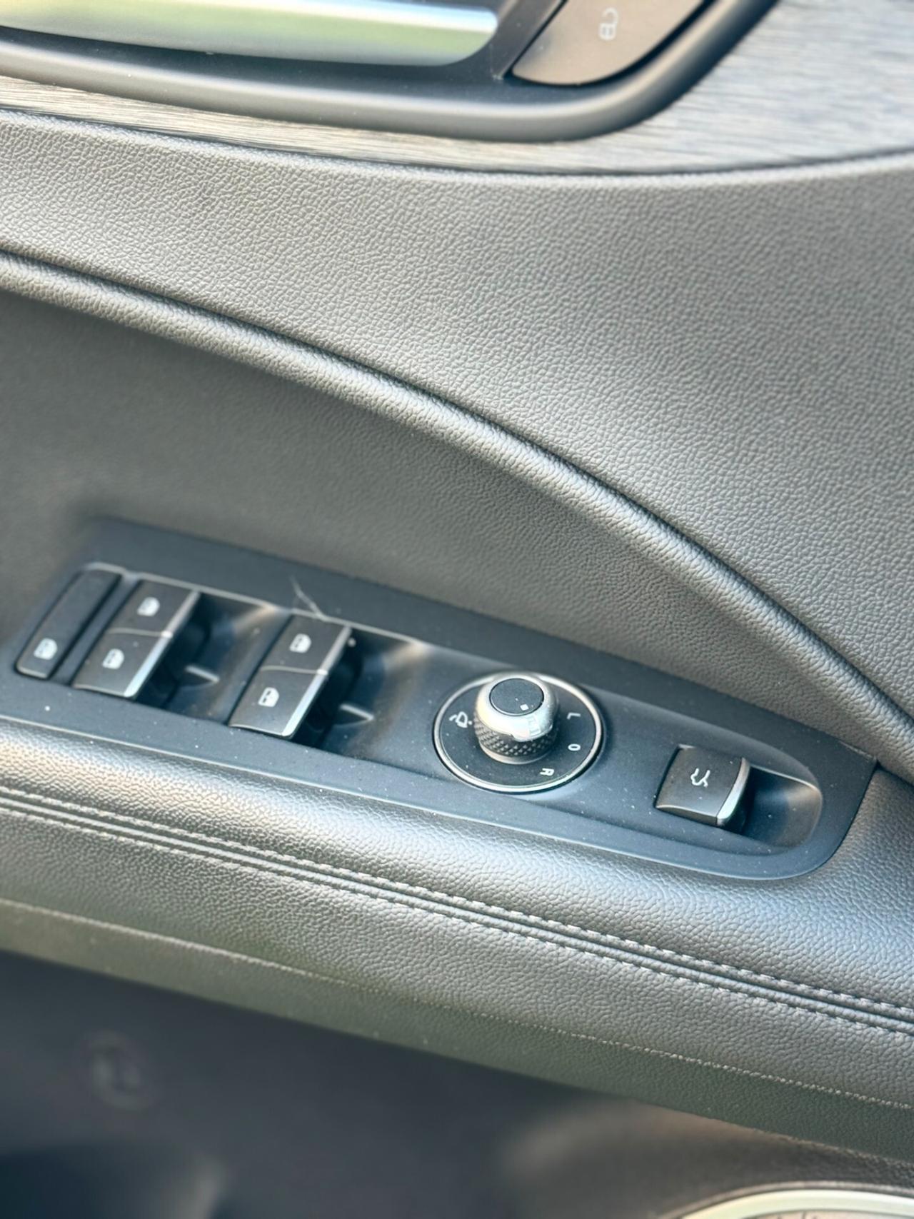 Alfa Romeo Stelvio 2.2 Turbodiesel 190 CV AT8 RWD Business IVA ESPOSTA