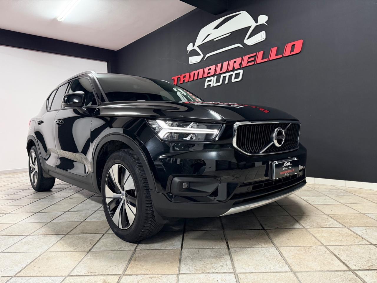 VOLVO XC40 2.0 D3 (150) Momentum 2019