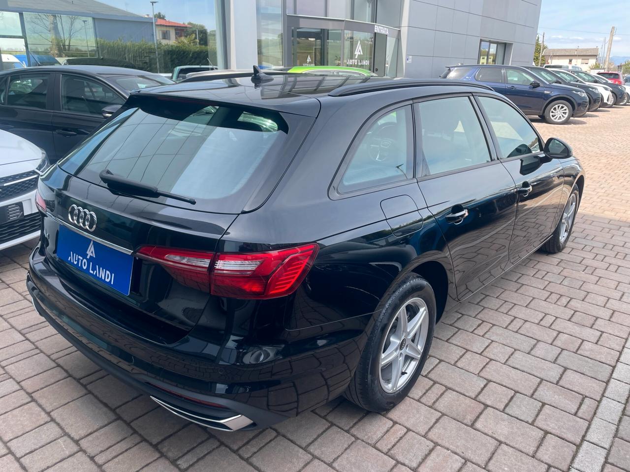 Audi A4 Avant 30 TDI/136 CV S tronic Business