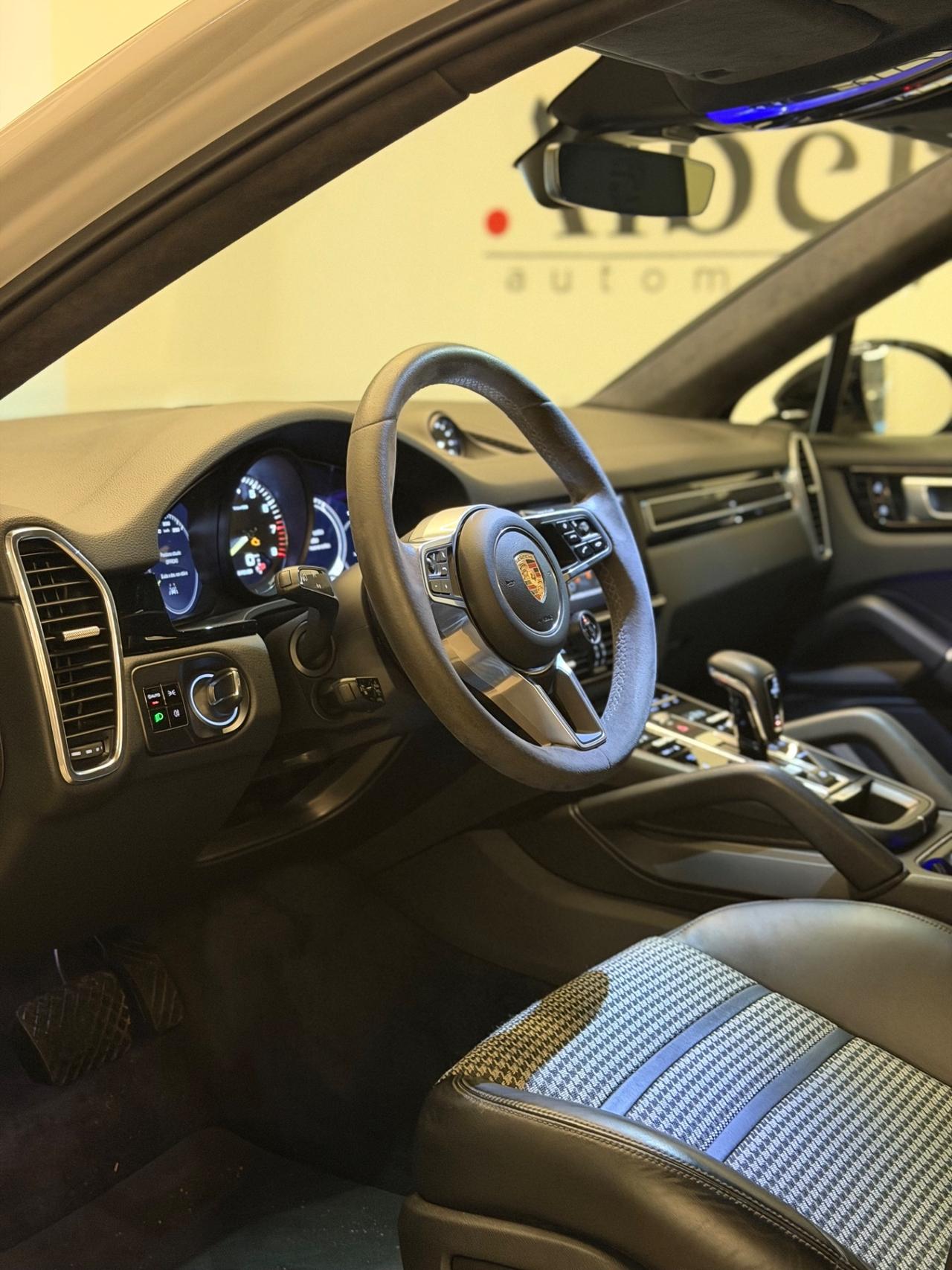 Porsche Cayenne Coupé 3.0 V6 E-Hybrid