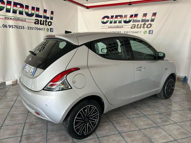 LANCIA Ypsilon 1.0 FireFly 5 porte S&S Hybrid Ecochic Gold