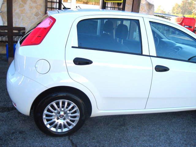 Fiat Punto 1.3 MJT II S&S 95 CV 5 porte Street