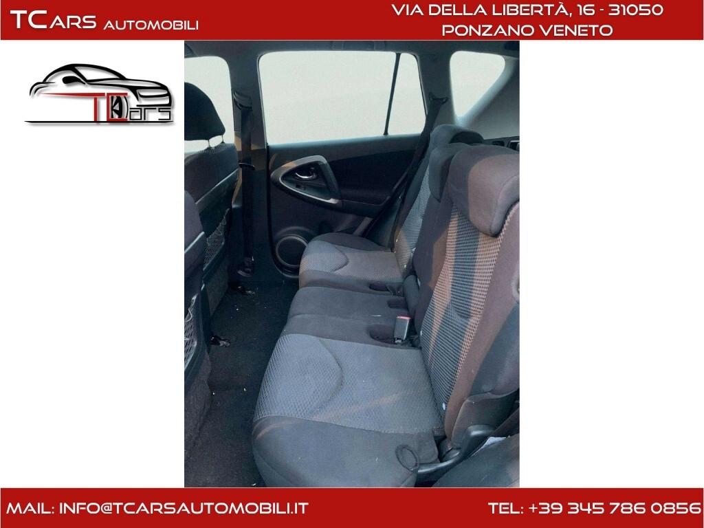 TOYOTA RAV4 2.2 DIESEL - GARANZIA TCARS - NEOPAT.