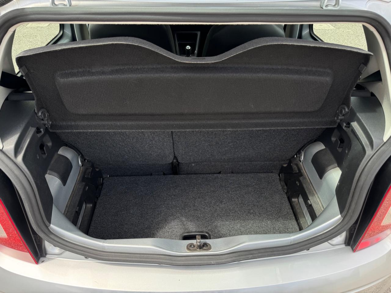Volkswagen up! 1.0 75 CV Benzina 5p. NEOPATENTATI