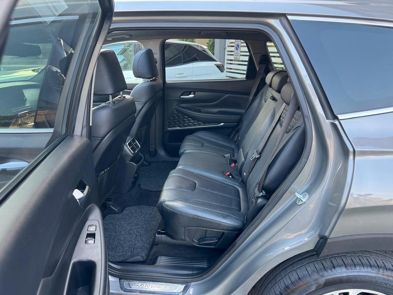 HYUNDAI SANTA FE 2.2 CRDi 4WD A/T 7p XPRIME