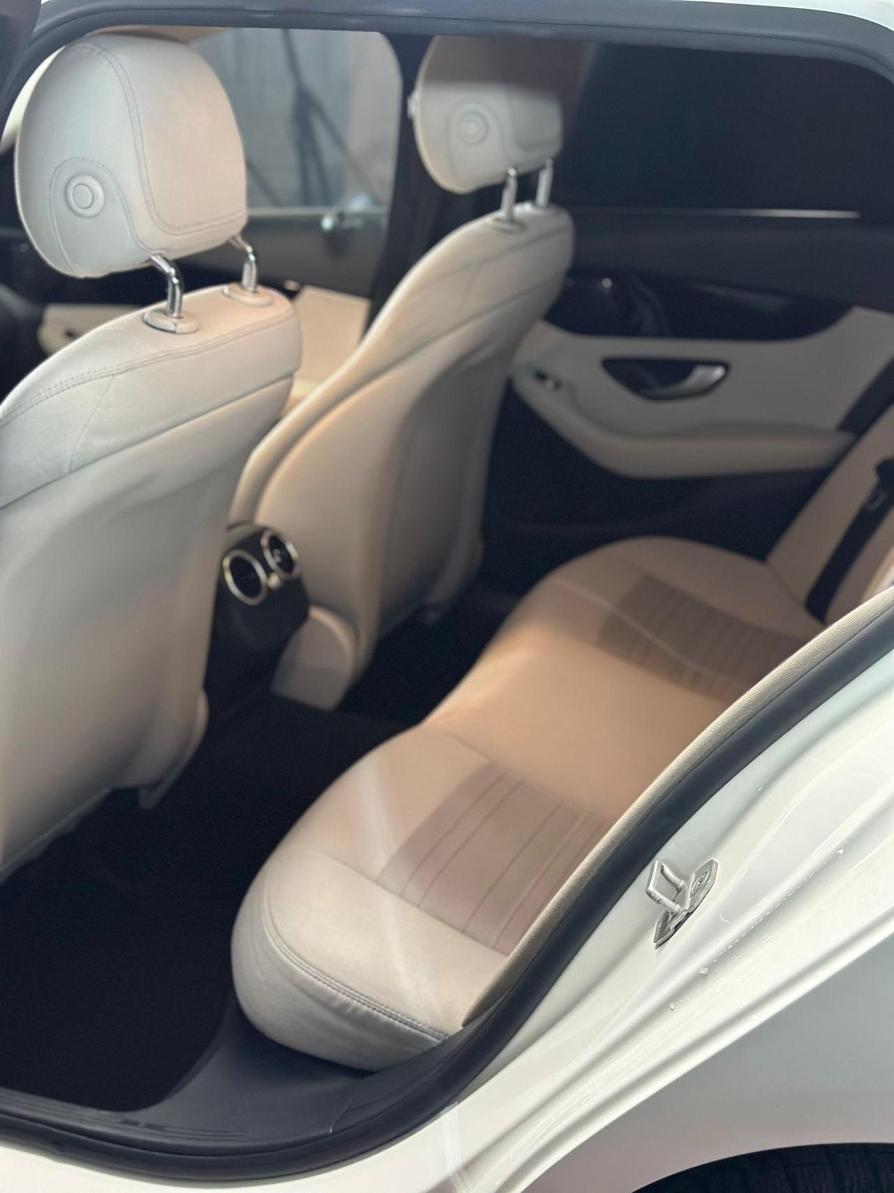 Mercedes Benz C220 2014