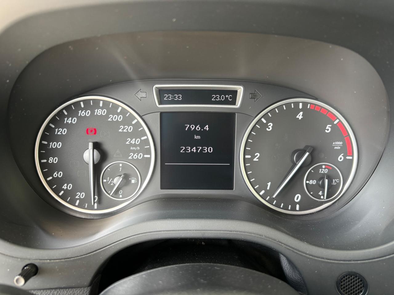 Mercedes-benz B 180 200 CDI BlueEFFICIENCY Premium