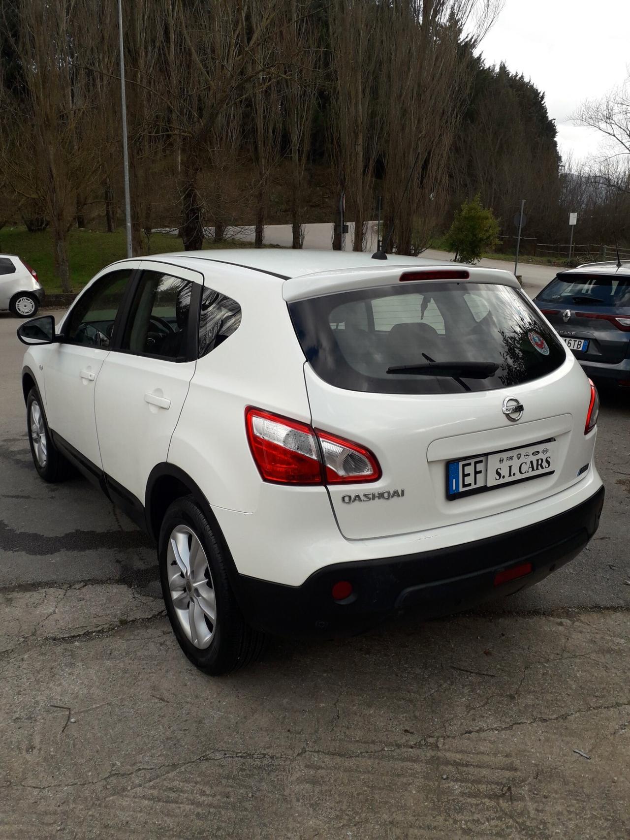 Nissan Qashqai 1.5 dCi DPF 011